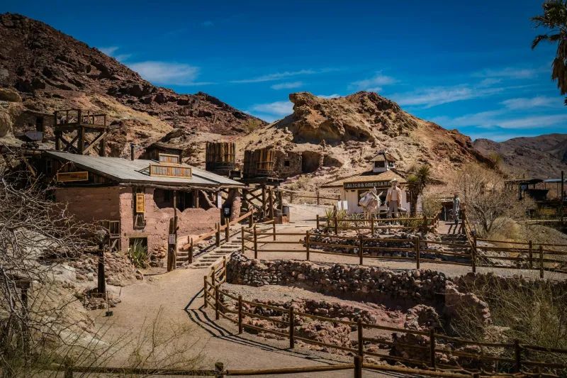 Plain Words That Moved Mountains